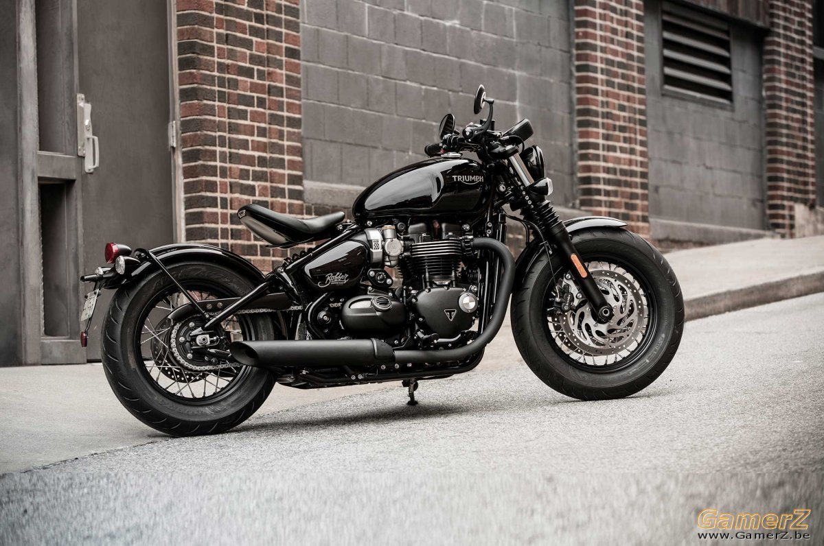 MY18-Bobber-road-sideview-LB.jpg