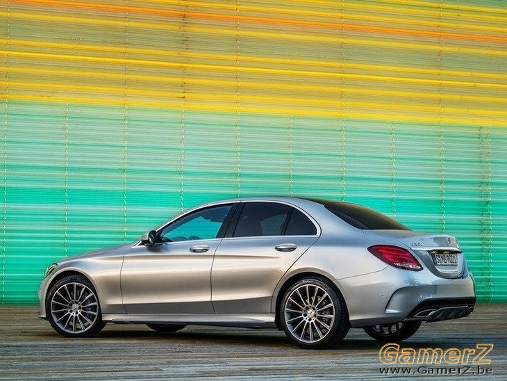 mercedes-benz-c-class-silver-exterior-back.jpg