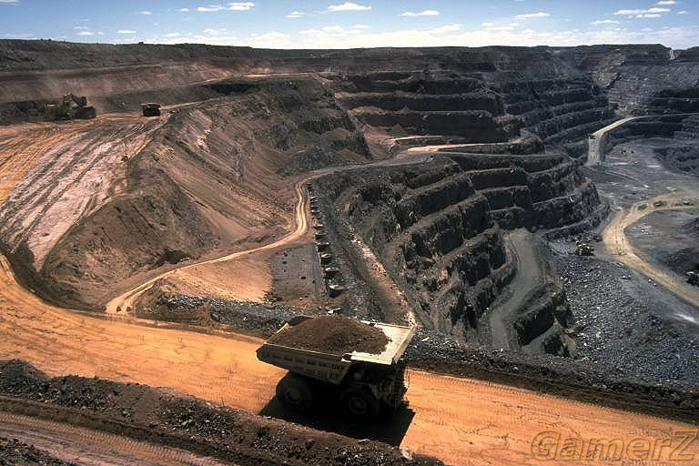 Kalgoorlie_open_cast_mine.jpg